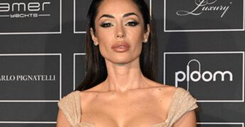Raffaella Fico: “Io tradita, l’ho cacciato subito di casa. Smettiamola di dare la colpa alle donne”