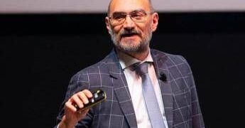 Riarmo, pressione fiscale e le parole sbagliate della politica. Di Gregorio: “Come ti è cambiata la vita?”
