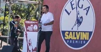 Salvini a Pontida: “Non voglio divisioni, facciamo congresso straordinario Lega a ottobre”