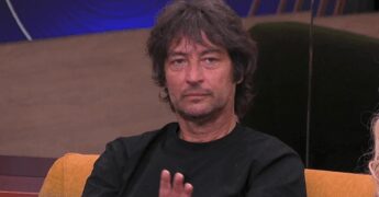 Simone Annicchiarico squalificato dal Grande Fratello Vip: la comunicazione