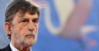 “Spenga il telefono”, Nanni Moretti interrompe la proiezione a Venezia