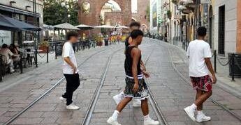 Stop sussidi alle famiglie dei ‘maranza’, il ddl di Fratelli d’Italia: benefici sospesi se minore condannato ad almeno un anno