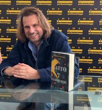 Thomas Schlesser torna in libreria con ‘Il gatto del giardiniere’