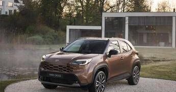 Toyota Yaris Cross 2026 cambia volto