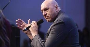 Ucraina-Russia, Crosetto: “Non capisco come si possa essere equidistanti”