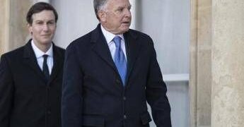 Ucraina-Russia, media: gli inviati di Trump atterrati a Mosca