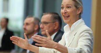 Ucraina, linea dura Afd: “Via gli ucraini dalla Germania, stop ai soldi per Kiev”