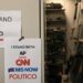 Usa, giudice ordina a Trump lo stop al bando dei media: “Riammetta alla Casa Bianca Cnn, MsNow e Politico”