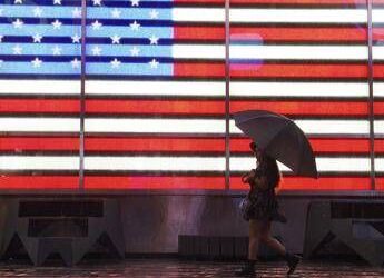 Usa, tempesta flagella nord-est Paese: voli cancellati, blackout e allerta inondazioni