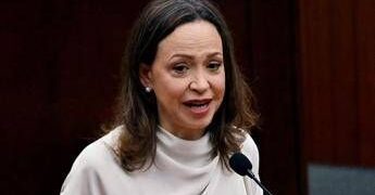 Venezuela, Machado tenta di rientrare nel Paese senza riuscirci