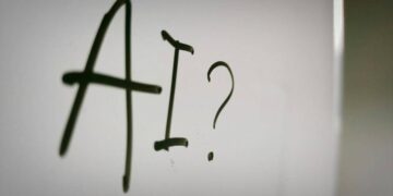 AI, quasi 19 milioni di italiani usano gli assistenti: ChatGPT perde terreno, Gemini avanza