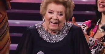 Addio a Wilma De Angelis, la cantante è morta a 96 anni