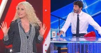 Ascolti tv 9 ottobre, ‘The Voice Senior’ col 24.3% stravince su ‘GFVip’ al 15.2%. Avanza ‘Affari tuoi’