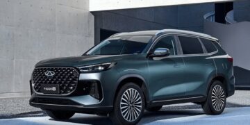 CHERY Tiggo 8 CSH Super Hybrid: 7 posti e 90 km in elettrico