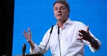 Centrosinistra, Renzi: “Voto Schlein alle primarie ma senza Italia viva non vince le elezioni”