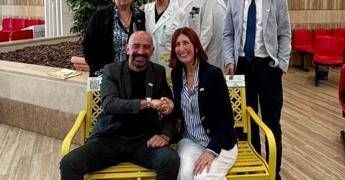Chi ha un tumore corre un rischio più alto di trombosi, agli Ifo di Roma una panchina gialla per sensibilizzare