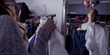 Dilemma armadio, cosa scelgono gli italiani in attesa del freddo?