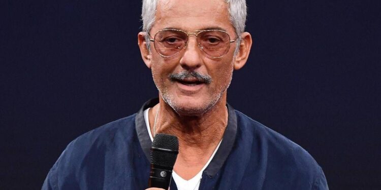 Fiorello ai giovani: “Rimboccatevi le maniche e non aspettate i governi”