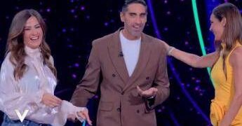 Giorgia Palmas e Filippo Magnini: “Diventeremo genitori di un maschietto”