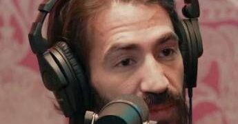 Leonardo Maria Del Vecchio si racconta a Fedez: “Ho avuto oltre 2mila donne”