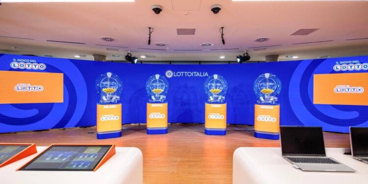 Lotto, inaugurazione della nuova sala estrazionale di Milano