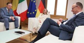 Meloni, Merz e De Wever scrivono a Costa: “Corsia preferenziale per investimenti su energia”