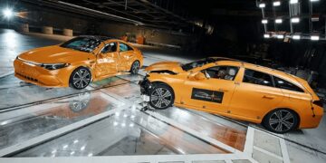 Mercedes CLA: crash test estremo a 56 km/h