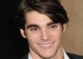Morto a 34 anni RJ Mitte, addio al Walter White Jr. di ‘Breaking Bad’