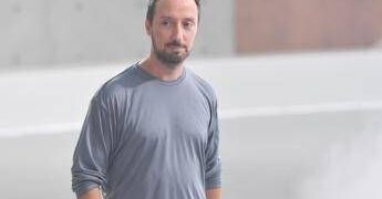 Saint Laurent, finisce l’era Vaccarello: dieci anni che hanno cambiato la maison