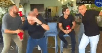 Terremoto Panama, paura e fuga in diretta tv per 5 commentantori sportivi: “Colleghi, attenzione” – IL VIDEO