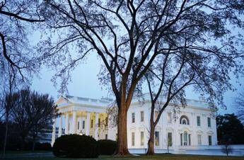 Tv americane sospendono copertura Trump, Dipartimento di Giustizia: “E’ boicottaggio, possibile violazione leggi antitrust”. Aperta indagine