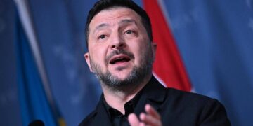Zelensky avverte gli Usa: “Incontro tra Trump, Putin e Xi? Niente sull’Ucraina senza l’Ucraina”
